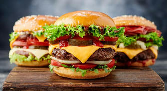 The Secret to Making Delicious Hamburgers: Perfect Pairings from Buns to Toppings